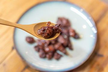 The process of cooking beef