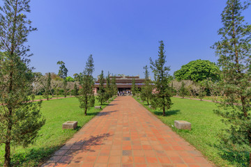 Fototapeta na wymiar ティエンムー寺（天姥寺）　ベトナム　フエ　Thien Mu temple Vietnam Hue