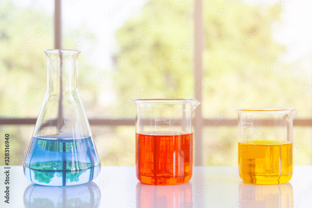 Poster Chemical reagent bottles in scientific experiment bottles of different shapes and sizes