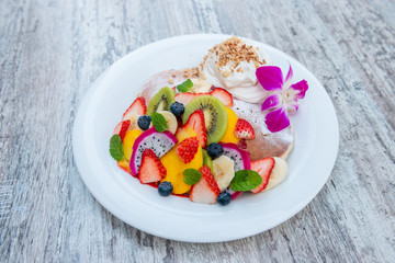 フルーツのパンケーキ