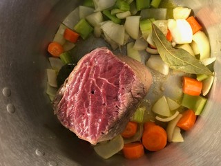 carne rosolare bistecca chef cucina ristorante