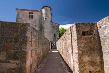 Obraz premium Exterior view of the ramparts of the walls of the fortified city of Aigues Mortes, in the Camargue France.