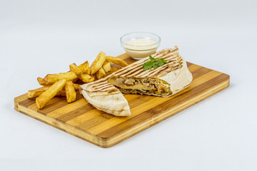 Shawarma with fries