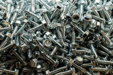  Self-drilling metal screws for flat wrenches.