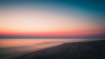 Fototapeta na wymiar dream sunset seascape beach view