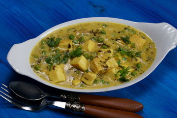 Creamy Paneer or Tofu with green peas in a creamy gravy
