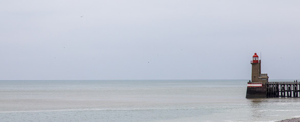 Faro sul mare