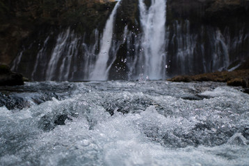 Obraz premium McArthur-Burney Falls: Waterfall