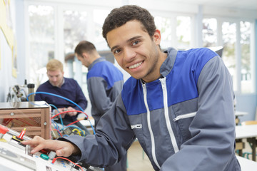 electrical engineering student doing apprenticeship