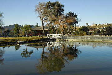 Fototapeta na wymiar Quiet Morning at Santee Lakes