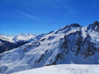 Fototapeta na wymiar mountains in winter near soelden