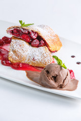 pancakes with strawberry and sour cream