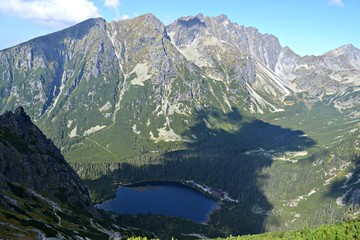Fototapeta na wymiar Widok na Popradzki Staw i Dolinę Hińczową z Przełęczy pod Osterwą, Słowacja