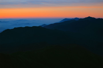 Obraz premium Mountain view in the morning.