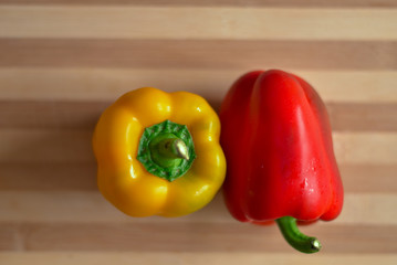 Food photography : yellow and red bell capsicum