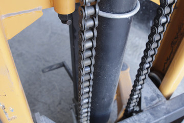 The load chain of the hydraulic stacker manual stacker.