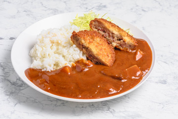 メンチカツカレー