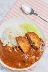 メンチカツカレー