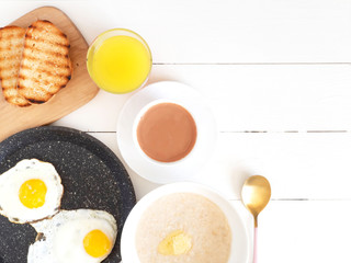 egg and eggs breakfast