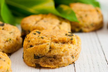 Scones with ramson leaves