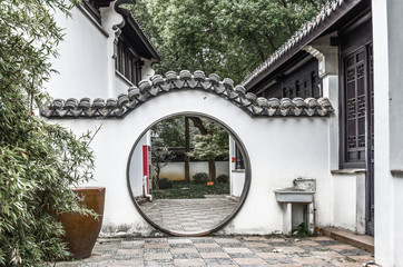 moon gate 