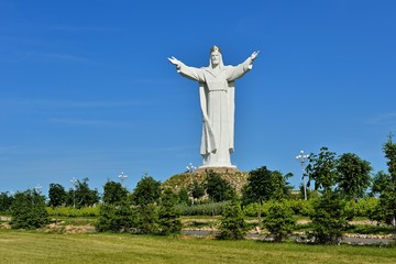 Fototapeta Christus-König-Statue in Świebodzin obraz
