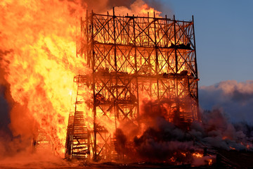 Building in inferno of flames
