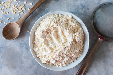 Flour and kitchen utensils