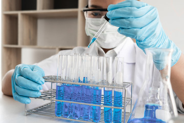 Female scientist are experimenting in the laboratory.