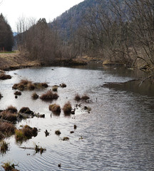 Flusslandschaft bei Kirnstein im Inntal