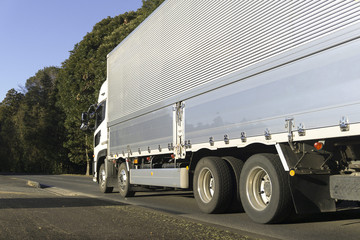 大型箱トラック　コンテナ車