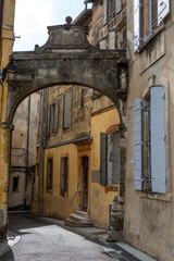 Arles