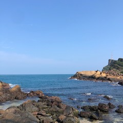 sea and rocks