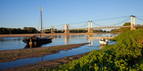 Fototapeta na wymiar Paysage de bord de Loire en Anjou.