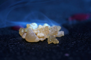 Eritrea resin spread after lighting a pleasant fragrance and your own very good for smoking meat...