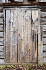 An old wooden door to the barn.
