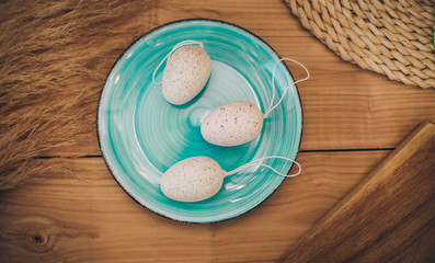 Eggs 