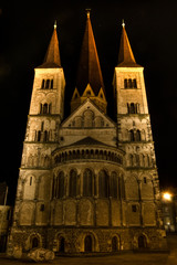 Fototapeta na wymiar Bonner Münster St. Martin