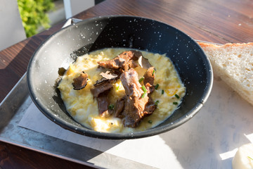 Scrambled eggs with mushrooms