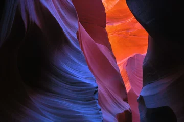Rolgordijnen antelope canyon vivid colors © Yevhenii