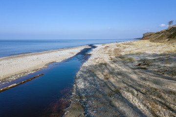 Fototapeta na wymiar Baltic sea coast in in nice spring day next to Jurkalne, Latvia.