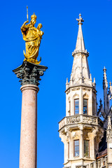 Fototapeta na wymiar famous virgin mary column at the marienplatz in munich