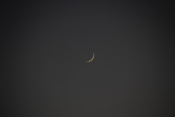 Obraz na płótnie Canvas crescent moon at night