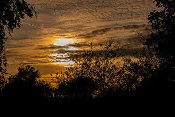 Sonnenuntergang mit Wolken