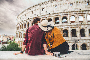 Fototapeta na wymiar Couple of tourist on vacation in Rome