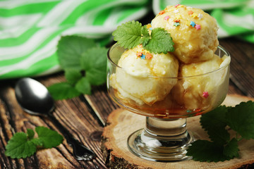 Ice cream scoops in an ice cream bowl	