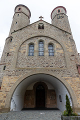 Fototapeta na wymiar View at the church Stiftskirche St. Chrysanthus and Daria in Bad Muenstereifel