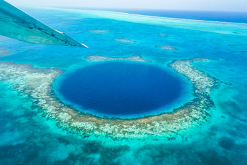 Fototapeta na wymiar Belize, The Great Blue Hole