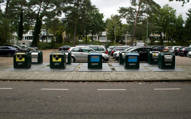 waste sorting container - ecology in Zeist in the Netherland is evenly beautiful - 328786592