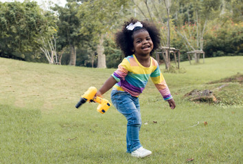 Fototapeta premium An african girl in backyard